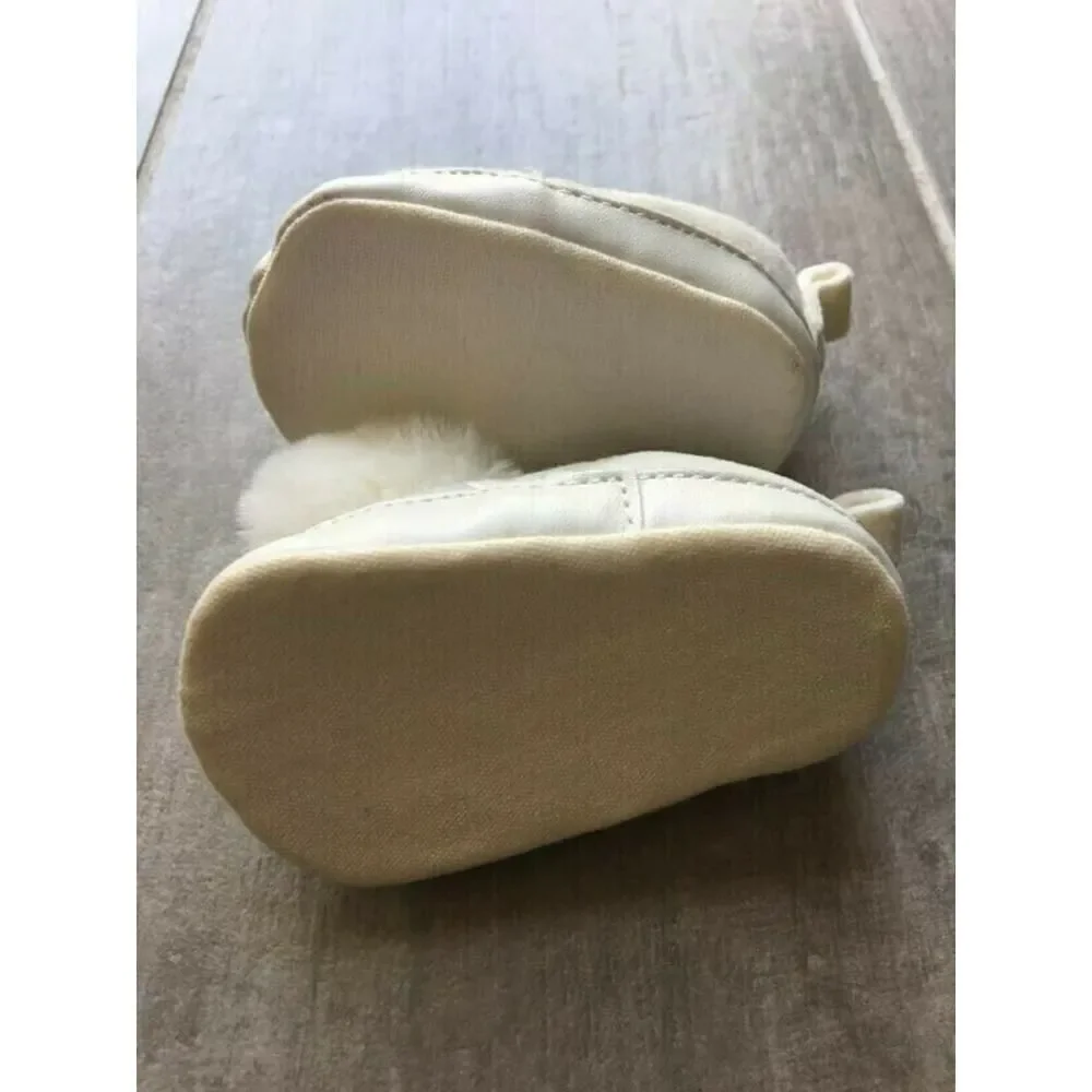 CAT & JACK Baby Girl White Slip on Shoes NEW 0-3 Months CUTE Newborn